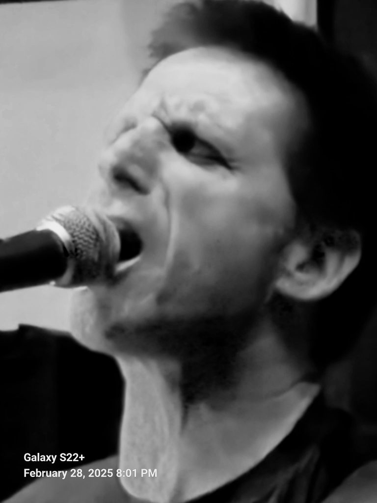 cc jed belting it out bw